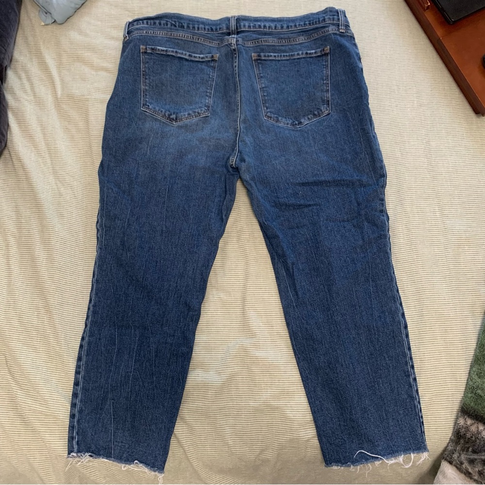 Old Navy Mid Rise Boyfriend Dark Wash Jeans Light Distressing - Picture 2 of 5